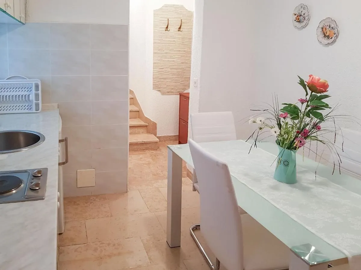 פרוי Apartment Danica-1 By Interhome